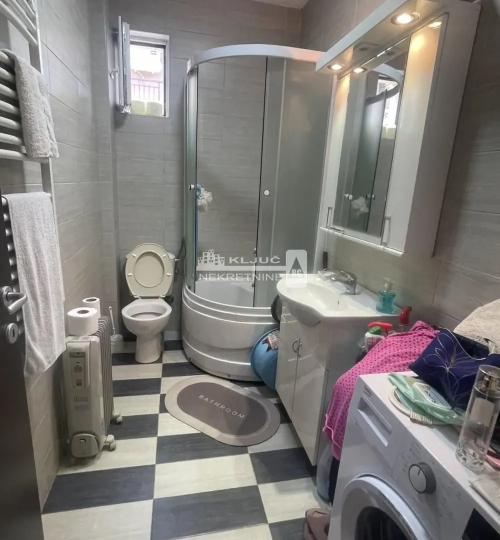Prodaja, dvosoban stan, 44m², Cvetanova Ćuprija, Zvezdara Sve Podlokacije