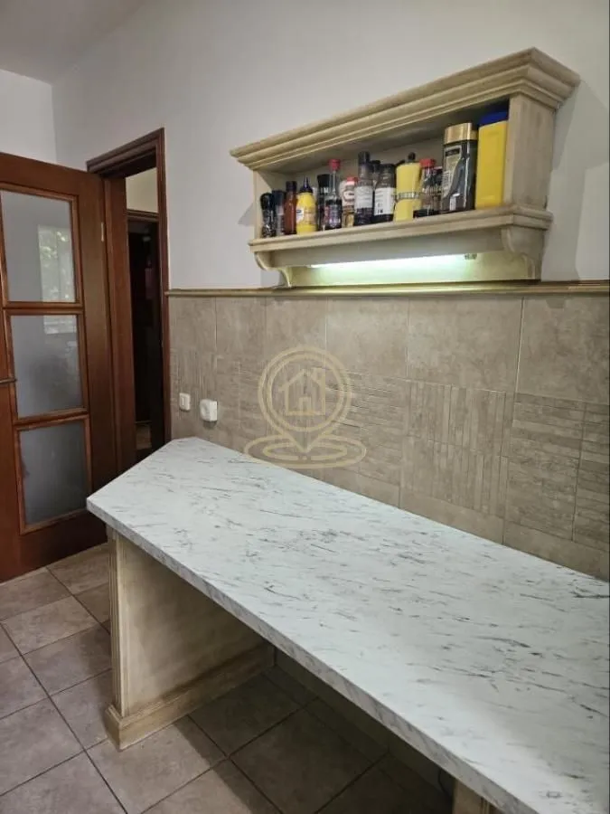 Rent, four bedroom apartment, 115m², Kalenić Pijaca, Vračar Sve Podlokacije