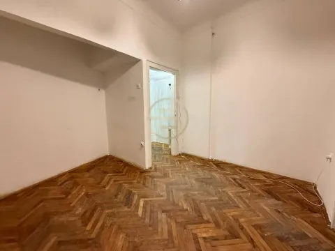 Prodaja, jednosoban stan, 21m², Centar, Novi Sad - image 1