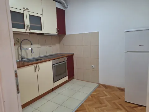 Izdavanje, dvosoban stan, 61m², Aqua park, Jagodina - image 3