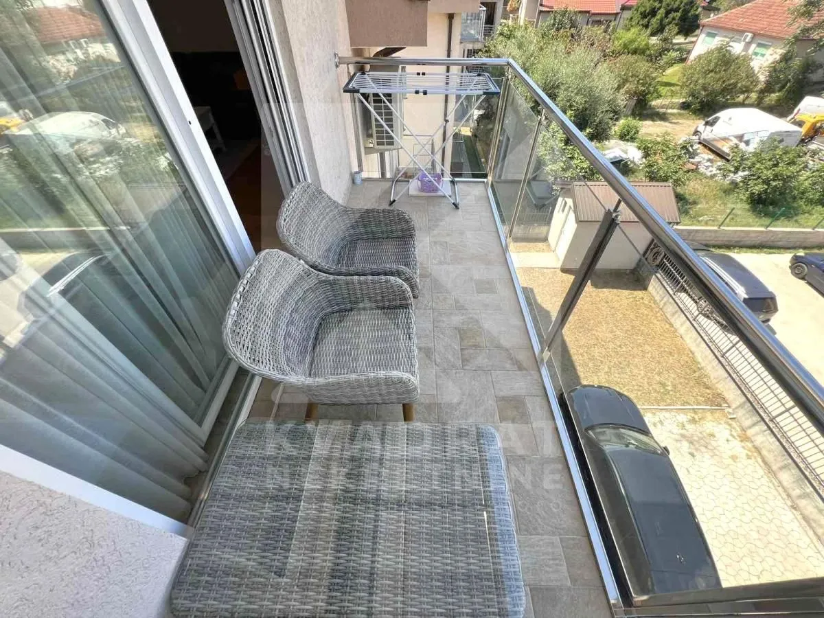 Prodaja, trosoban stan, 100m², 1 maj, Podgorica