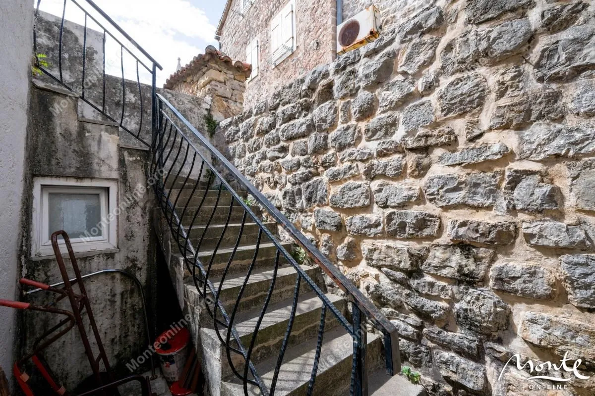 Sale, house, 91m², Stari Grad, Budva