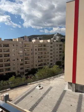 Stan in Bečići