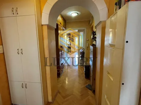 Rent, two bedroom apartment, 750m², Kruševac, Podgorica - image 3