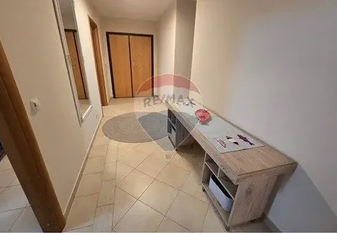 Sale, four bedroom apartment, 200m², Gorica C, Podgorica - image 16