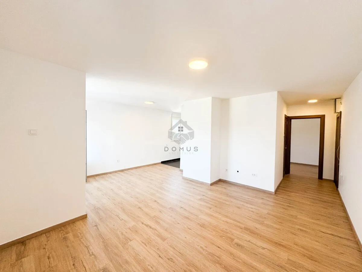 Prodaja, jednosoban stan, 54m², Blok 5, Podgorica