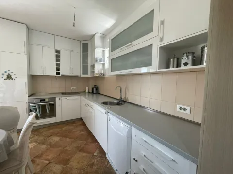 Izdavanje, jednosoban stan, 49m², Zagorič, Podgorica - image 3