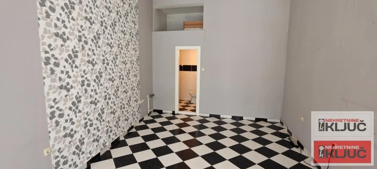 Rent, office space, 22m², Bulevar Oslobodjenja, Novi Sad Sve Podlokacije