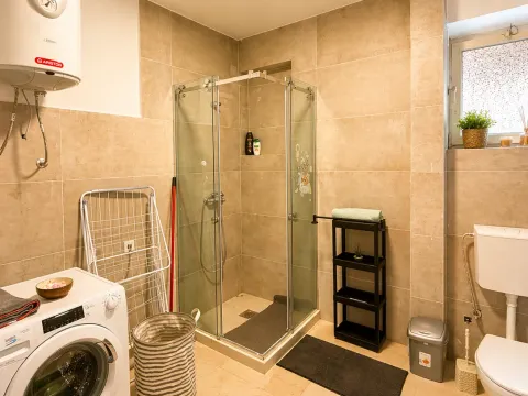 Rent, one bedroom apartment, 62m², Preko Morače, Podgorica - image 12