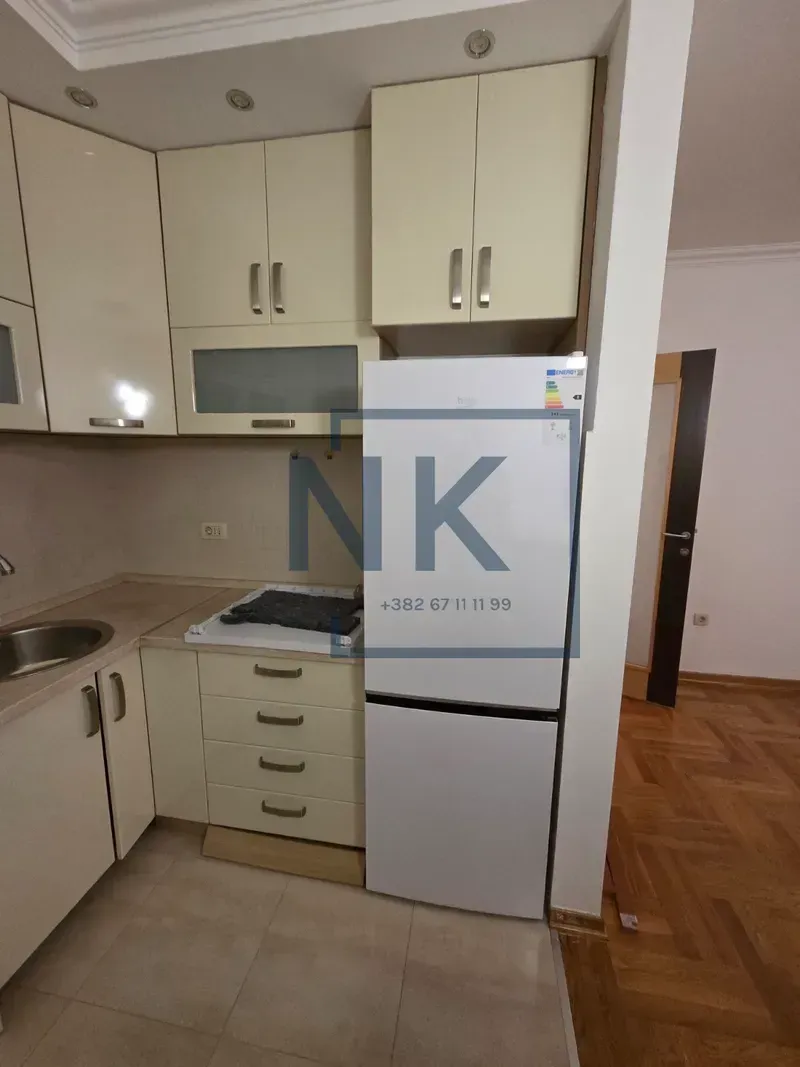 Izdavanje, dvosoban stan, 70m², Tuški Put, Podgorica