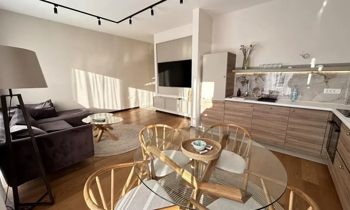 Sale, two bedroom apartment, 76m², Pržno, Budva