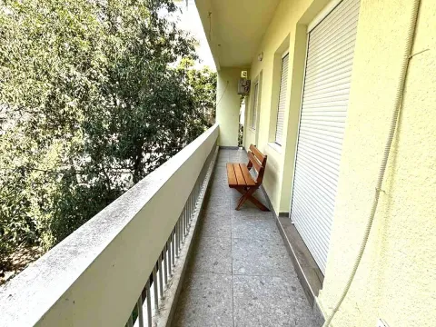 Izdavanje, dvosoban stan, 68m², Autobuska stanica, Podgorica - image 7