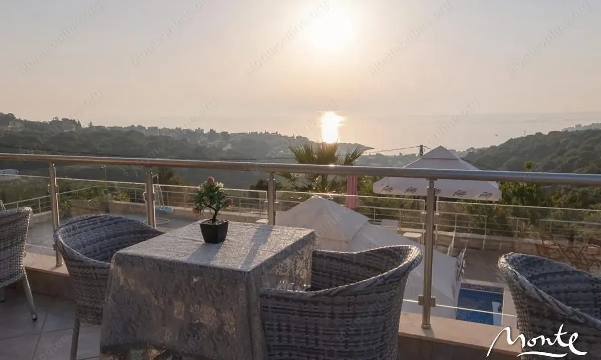 Sale, office space, 1100m², Kunje, Bar