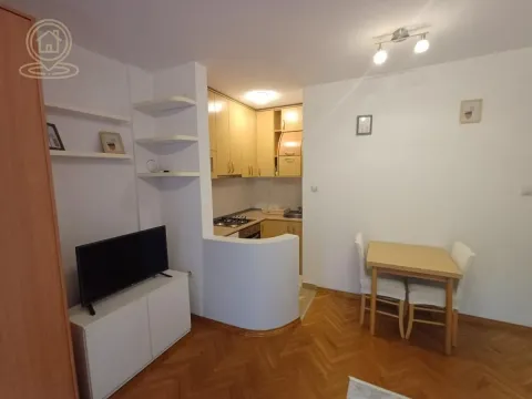 Izdavanje, garsonjera, 25m², Centar, Novi Sad - image 4