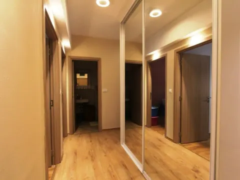 Sale, three bedroom apartment, 88m², Bijeli Do, Budva - image 11