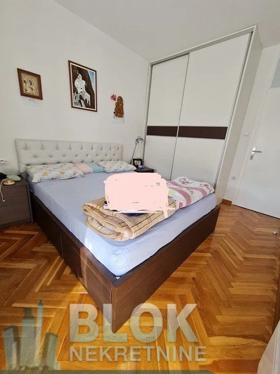 Izdavanje, dvosoban stan, 80m², Blok 6, Podgorica