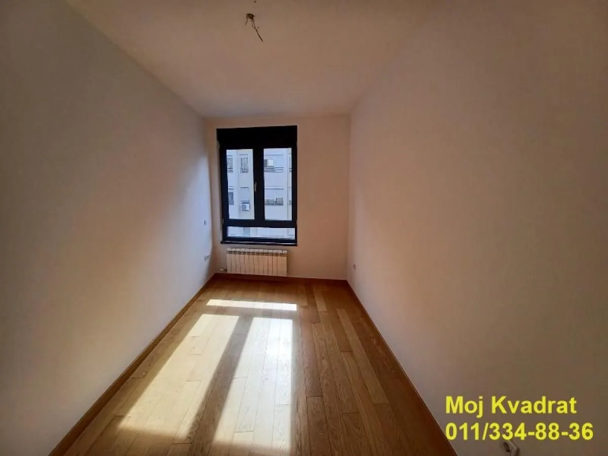 Rent, office space, 84m², Kalenić Pijaca, Vračar Sve Podlokacije