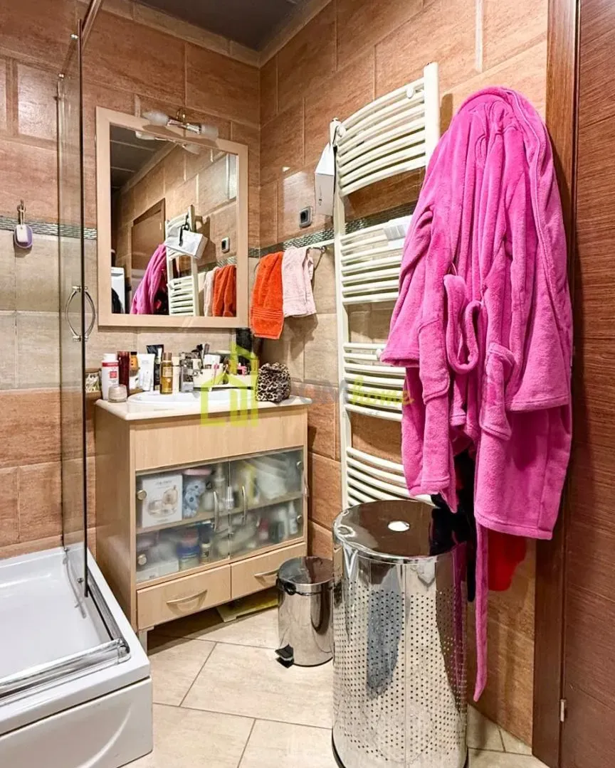 Prodaja, dvosoban stan, 80m², Preko Morače, Podgorica