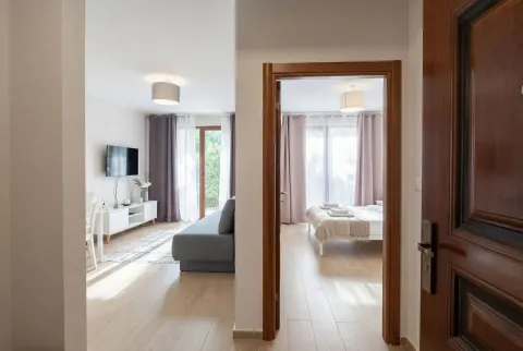 Prodaja, dvosoban stan, 53m², Herceg Novi, Crna Gora - image 3