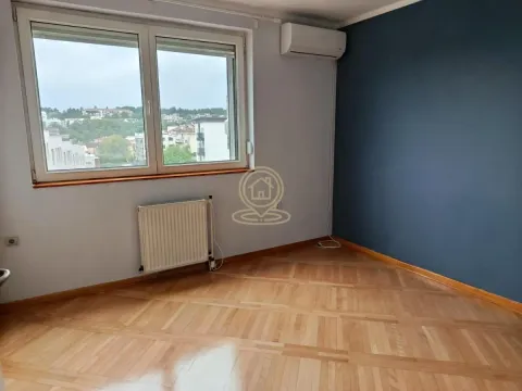 Rent, four bedroom apartment, 125m², Savski Venac, Beograd - image 6