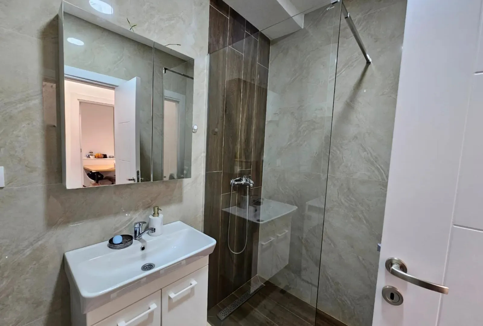 Sale, apartment, 46m², Bar, Crna Gora