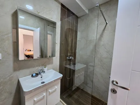 Prodaja, stan, 46m², Bar, Crna Gora - image 9