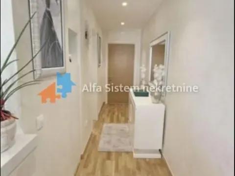Rent, four bedroom apartment, 90m², Savski Venac, Beograd - image 19
