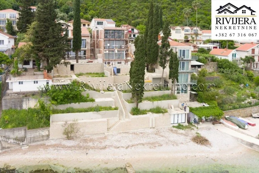 Prodaja, kuća, 237m², Njivice, Herceg Novi