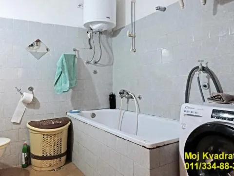 Prodaja, trosoban stan, 68m², Karaburma, Palilula Sve Podlokacije - image 7