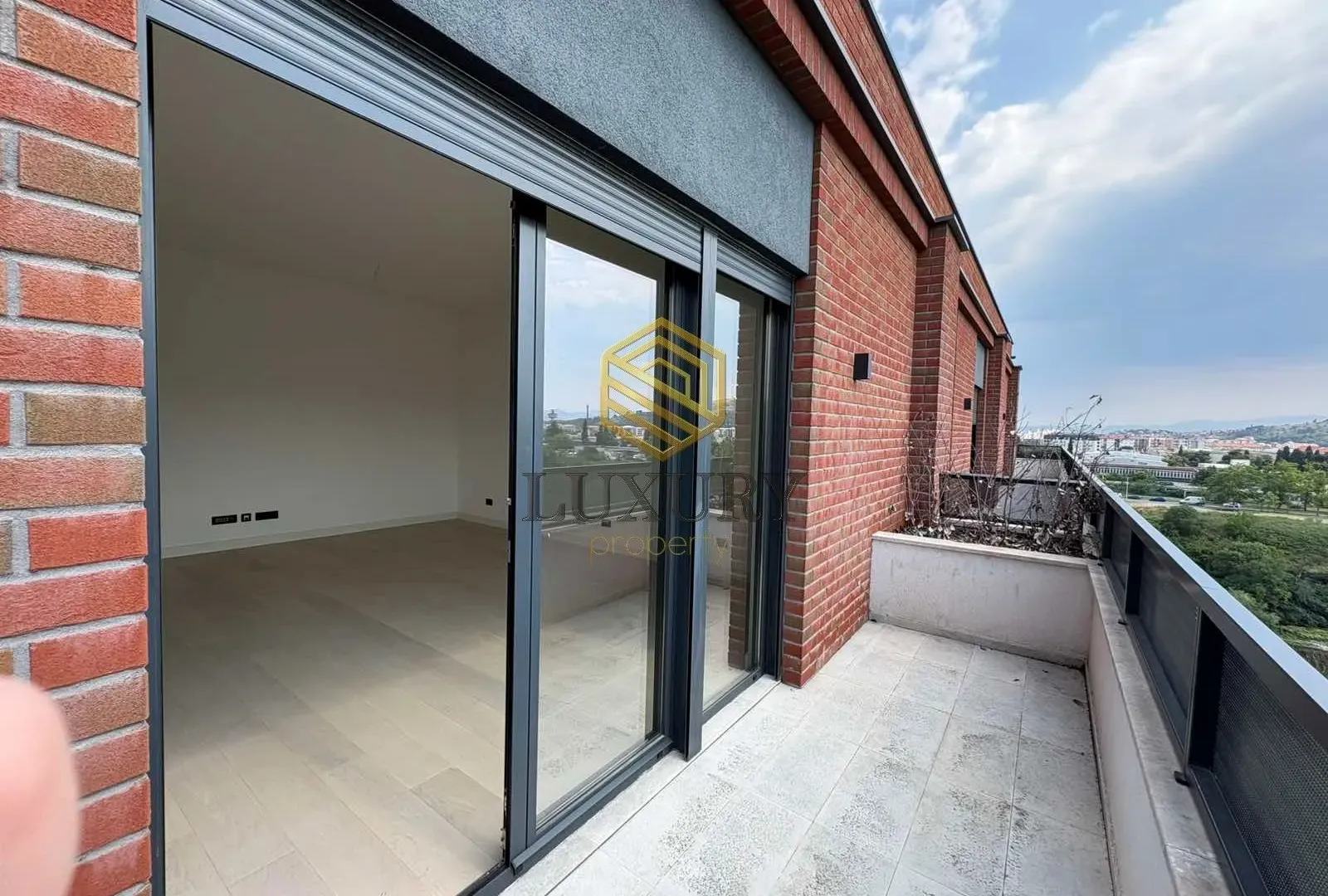 Prodaja, dvosoban stan, 97m², Preko Morače, Podgorica