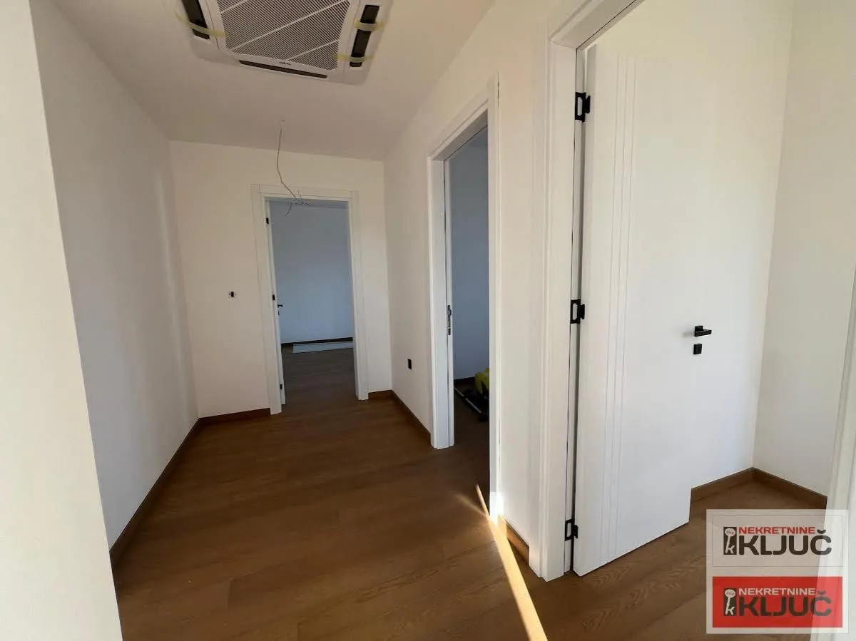 Prodaja, stan, 142m², Telep, Novi Sad Sve Podlokacije