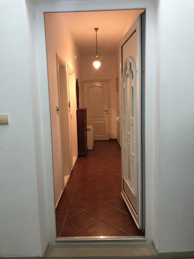 Rent, house, 300m², Donji Kokoti, Podgorica