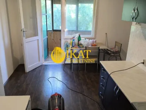 Prodaja, dvosoban stan, 70m², Titel, Novi Sad - image 2