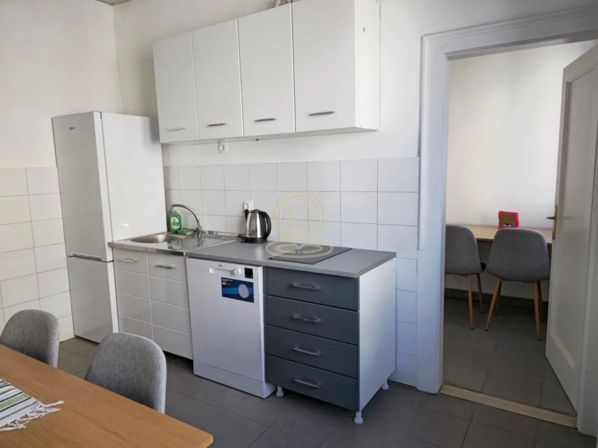 Rent, office space, 135m², Stari Grad, Beograd