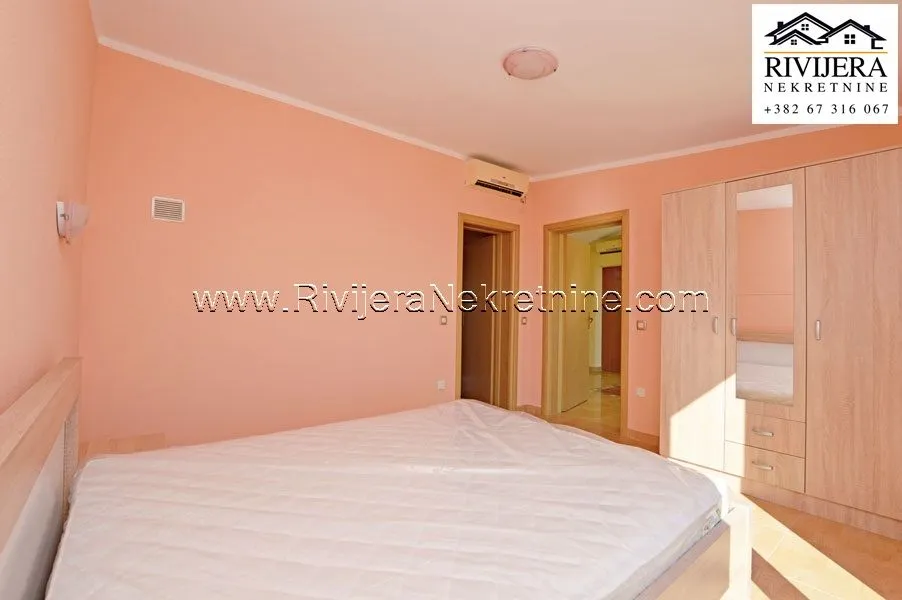 Prodaja, kuća, 217m², Sušćepan, Herceg Novi