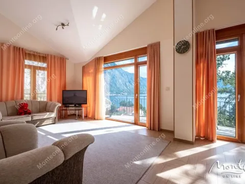 Sale, two bedroom apartment, 87m², Orahovac, Kotor