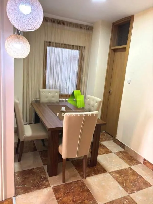 Izdavanje, trosoban stan, 65m², Medijana, Niš