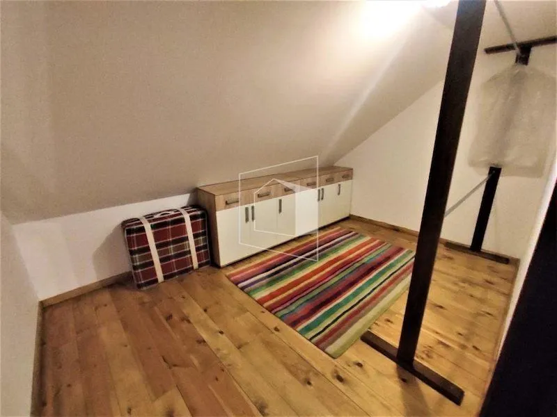 Rent, house, 180m², Mareza, Podgorica