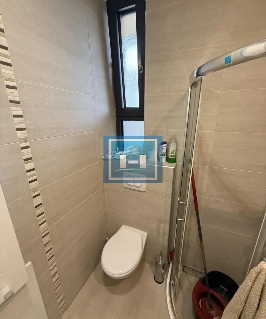 Prodaja, kuća, 240m², Centar, Jagodina