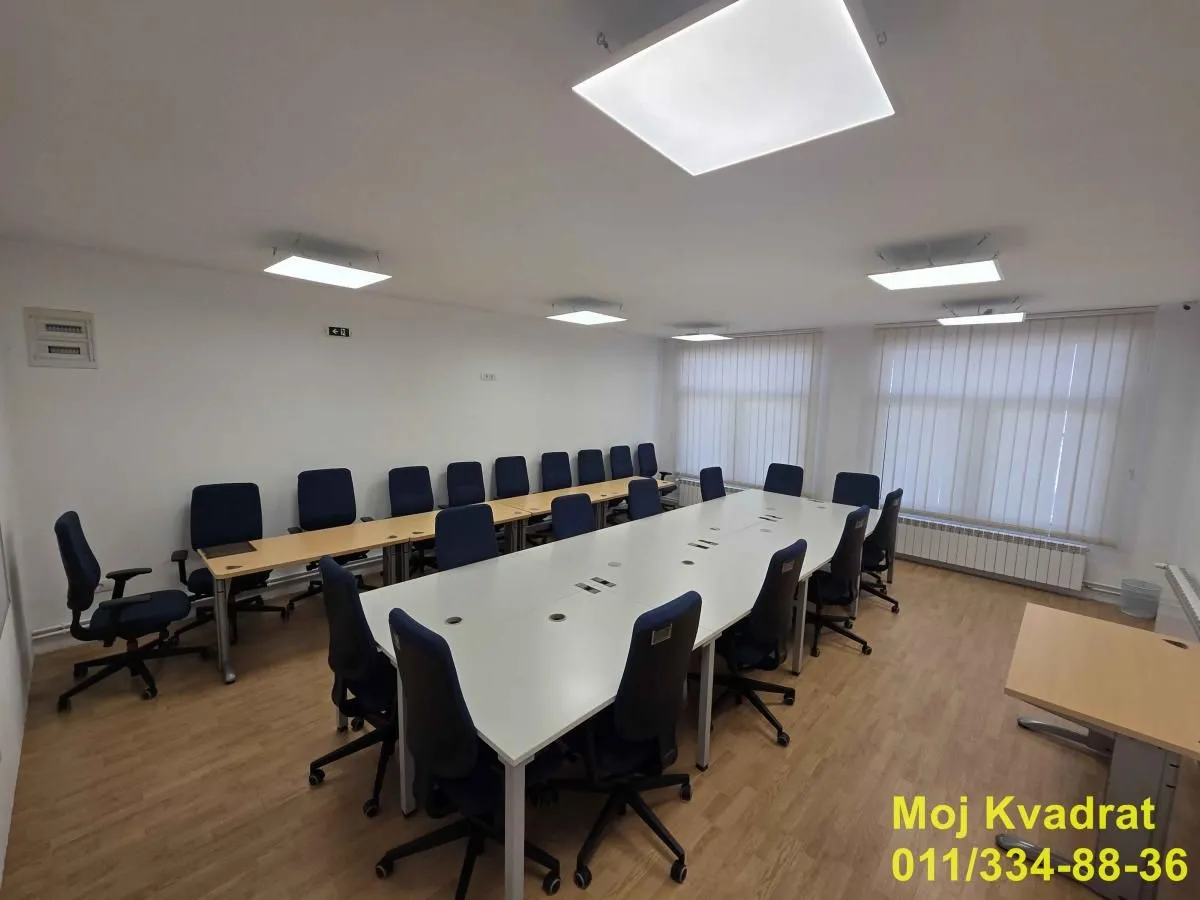Rent, office space, 216m², Čačak, Srbija