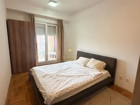 Izdavanje, jednosoban stan, 53m², City Kvart, Podgorica - image 3