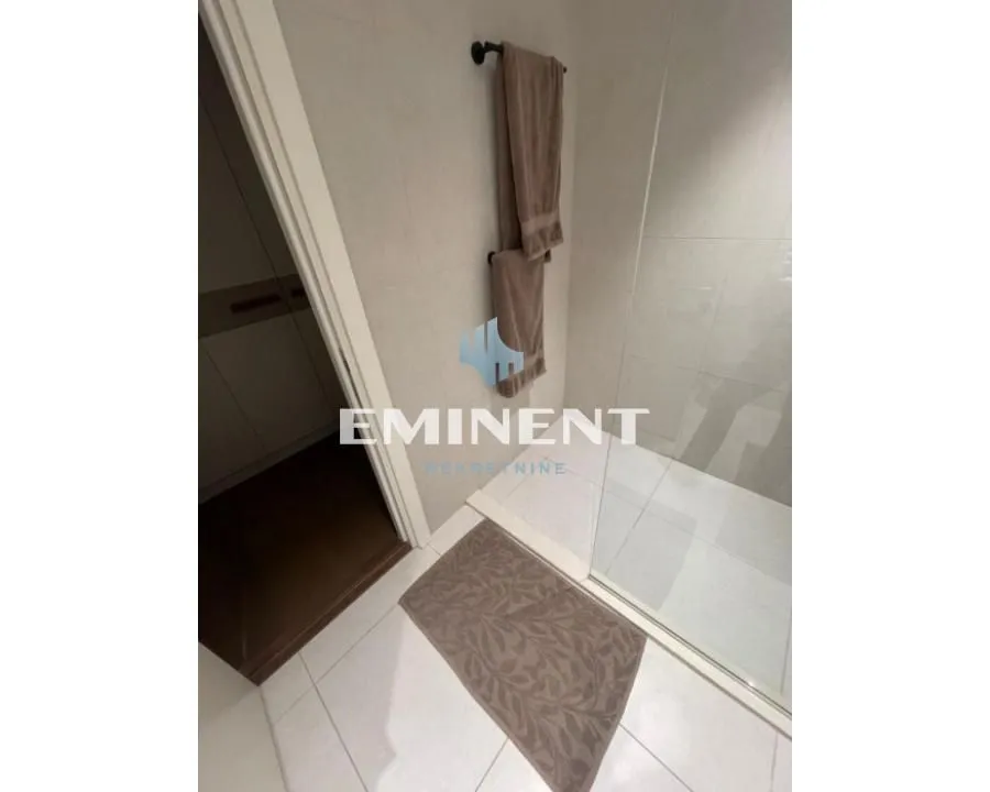 Rent, four bedroom apartment, 140m², Savski Venac, Beograd