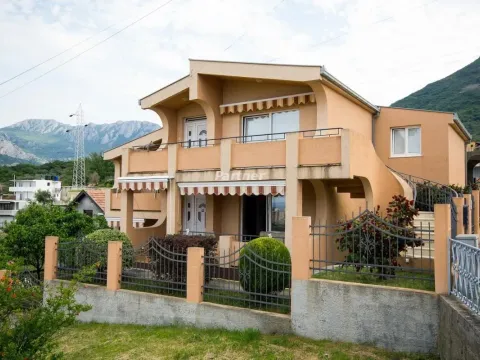 Sale, house, 290m², Bjeliši, Bar