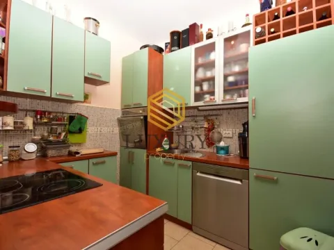 Prodaja, trosoban stan, 155m², Gorica C, Podgorica - image 7