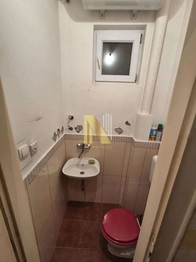 Rent, office space, 122m², Centar, Novi Sad
