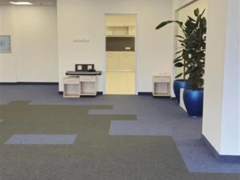 Izdavanje, poslovni prostor, 246m², Stari grad, Novi Sad - image 5