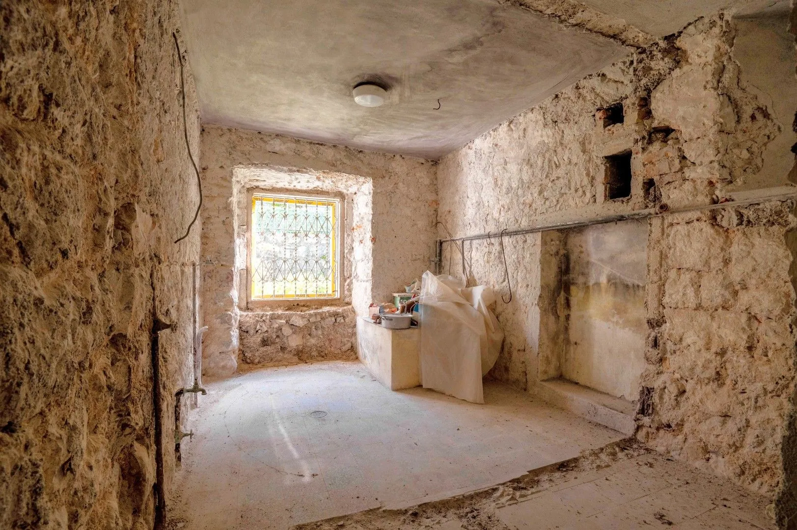 Sale, house, 300m², Stoliv, Kotor