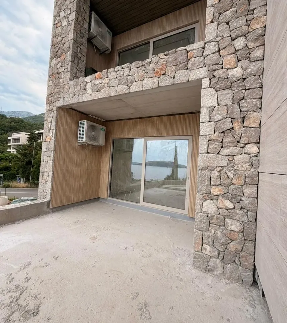 Sale, two bedroom apartment, 80m², Pržno, Budva