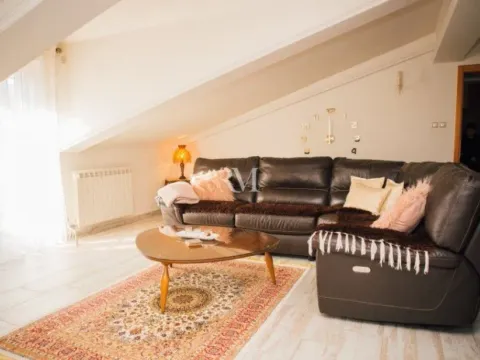 Izdavanje, dvosoban stan, 120m², Sveti Stasije, Kotor - image 5