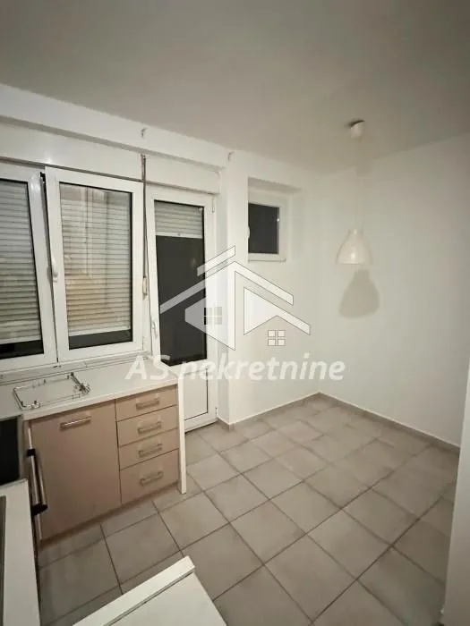 Prodaja, dvosoban stan, 52m², Južni Bulevar, Vračar Sve Podlokacije